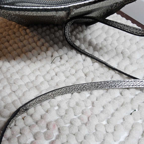 Customer Return The Sak Black and Silver Metallic Los Feliz Crossbody Bag - Picture 6 of 14